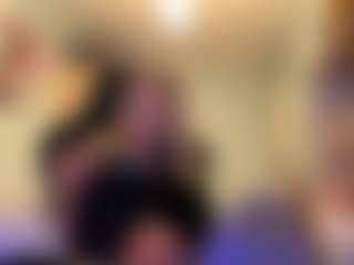 Adel's Live Sex Cam Show