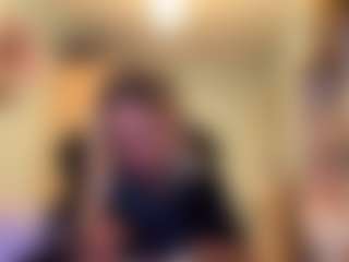 Live cam show with Adel - Blonde Hair on Camversity