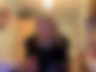 Adel's Live Sex Cam Show