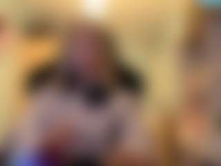 Adel's Live Sex Cam Show