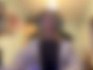 Adel's Live Sex Cam Show