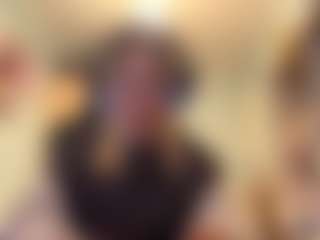 Live cam show with Adel - Double Penetration on Dare Cams