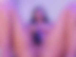 Live cam show with Sharon - Big Tits Small Tits on SpunkLive