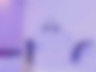 Live cam show with Sharon - Skinny on Lustler