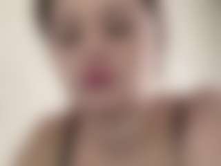 Live cam show with SherryBurnias - Control on Camsoda