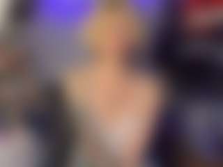 Nora's Live Sex Cam Show