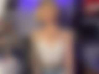 Nora's Live Sex Cam Show