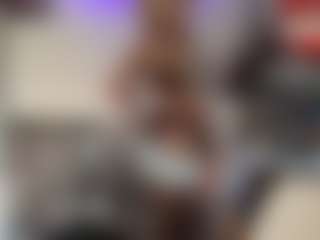 Nora's Live Sex Cam Show