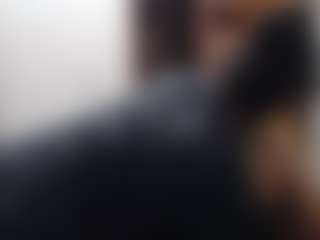 Live cam show with yohatinelly - Black on Milfs Live