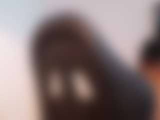 Live cam show with yohatinelly - Ebony on Camsoda | colombia