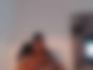 Live cam show with yohatinelly - Big Tits on SpankPalCams