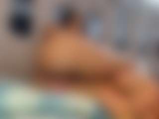 yohatinelly's Live Sex Cam Show