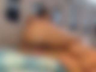 yohatinelly's Live Sex Cam Show