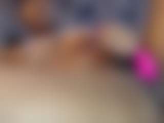 yohatinelly's Live Sex Cam Show