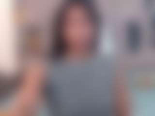 Live cam show with yohatinelly - Brown Eyes Black on Latina Girls