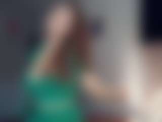 AlysiaCicchetti's Live Sex Cam Show