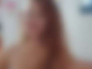 AlysiaCicchetti's Live Sex Cam Show