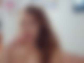 Live cam show with AlysiaCicchetti - New Petite on Camsoda