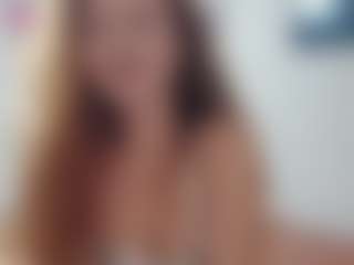 Live cam show with AlysiaCicchetti - Double Penetration on Camsoda