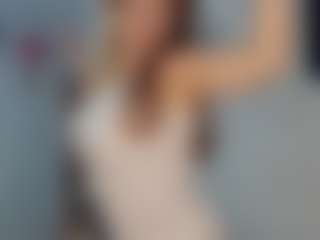 AlysiaCicchetti's Live Sex Cam Show
