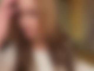 AlysiaCicchetti's Live Sex Cam Show