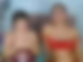AmberAndCata's Live Sex Cam Show