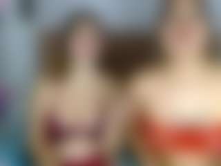 AmberAndCata's Live Sex Cam Show