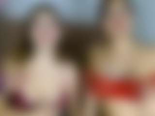 AmberAndCata's Live Sex Cam Show