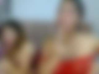AmberAndCata's Live Sex Cam Show