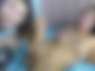 Live cam show with AmberAndCata - Gamer on hrnylive.com