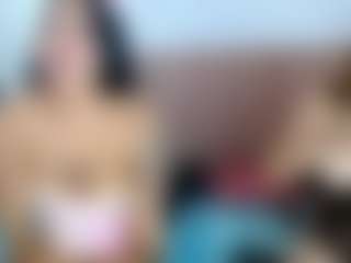 AmberAndCata's Live Sex Cam Show