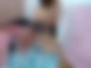 AmberAndCata's Live Sex Cam Show