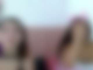 AmberAndCata's Live Sex Cam Show