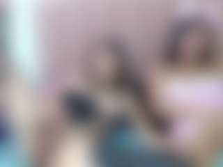 AmberAndCata's Live Sex Cam Show