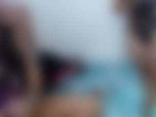 AmberAndCata's Live Sex Cam Show