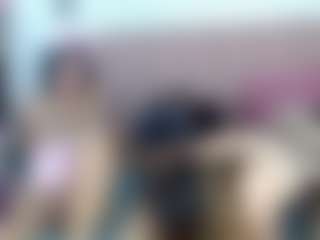 AmberAndCata's Live Sex Cam Show