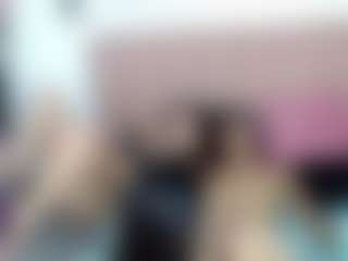 AmberAndCata's Live Sex Cam Show