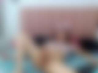 AmberAndCata's Live Sex Cam Show