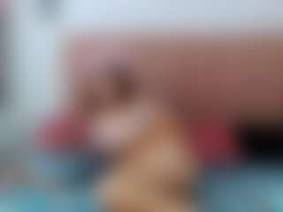 AmberAndCata's Live Sex Cam Show