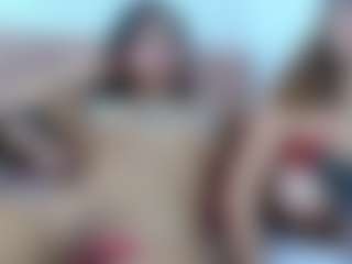 AmberAndCata's Live Sex Cam Show