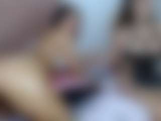 AmberAndCata's Live Sex Cam Show
