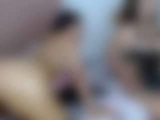 AmberAndCata's Live Sex Cam Show