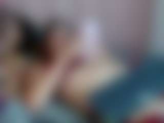Show de câmera ao vivo com AmberAndCata - Body Massage no Camsoda