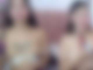 AmberAndCata's Live Sex Cam Show