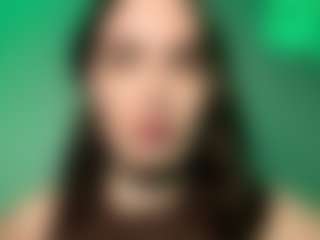 Live cam show with Dora - Green Eyes on Camsoda