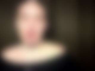 Live cam show with Dora - New Granny on StripNow