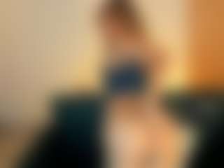 Candanceelove's Live Sex Cam Show