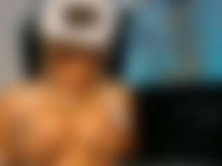 Candanceelove's Live Sex Cam Show