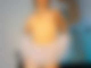 Candanceelove's Live Sex Cam Show