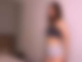Live cam show with Anna - Amateur on Camsoda